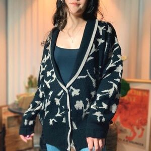 Women's Black and Tan Cardigan Sweater